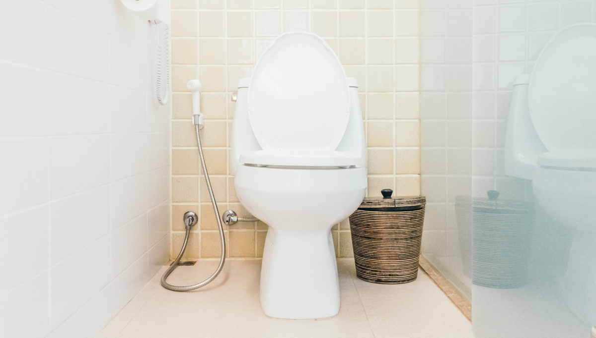 Toilette mit Aufsatz